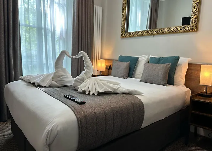 Tudor Court Hotel Londra